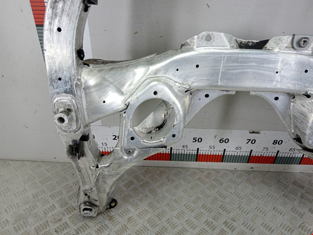 Б/У Балка передняя подрамник. Состояние - Хорошее, BMW, Номер: 12208910