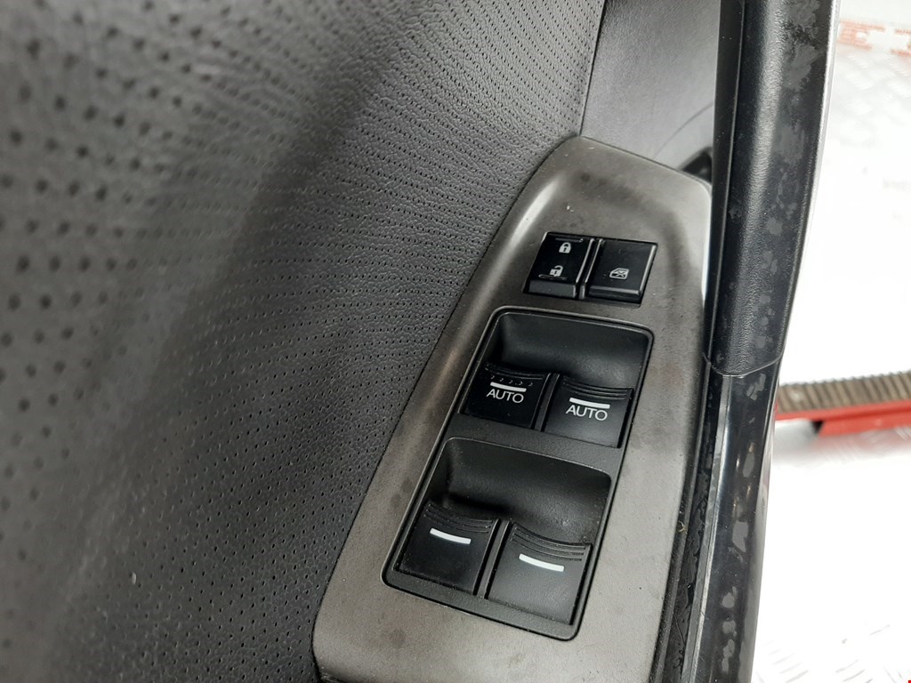 Б/У Дверь передняя левая. Состояние - Хорошее, HONDA, Номер: 67050TL2A90
