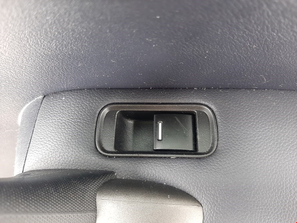 Б/У Дверь задняя правая. Состояние - Хорошее, HONDA, Номер: 67510SWAA00