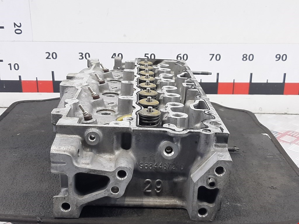 Б/У Головка блока цилиндров (ГБЦ). Состояние - Хорошее, FORD, Номер: 1850526