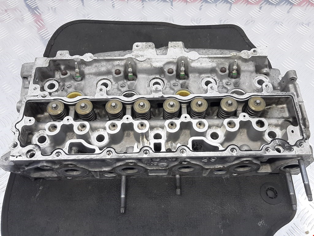 Б/У Головка блока цилиндров (ГБЦ). Состояние - Хорошее, FORD, Номер: 1850526