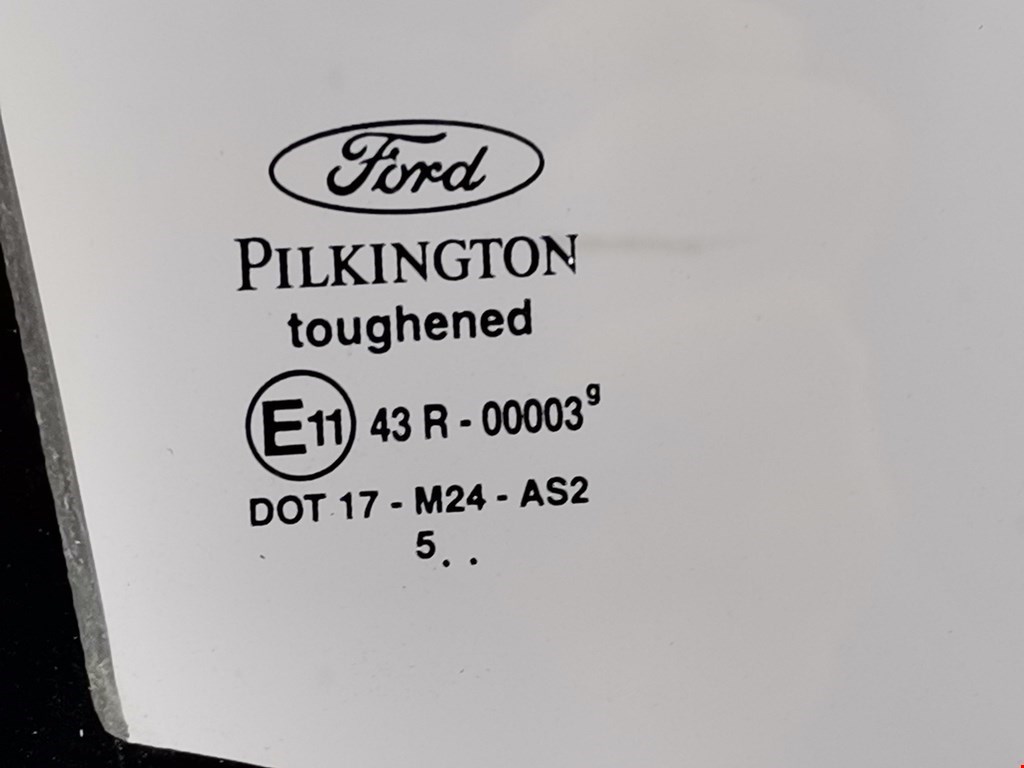 Б/У Дверь передняя правая. Состояние - Хорошее, FORD, Номер: 4703952