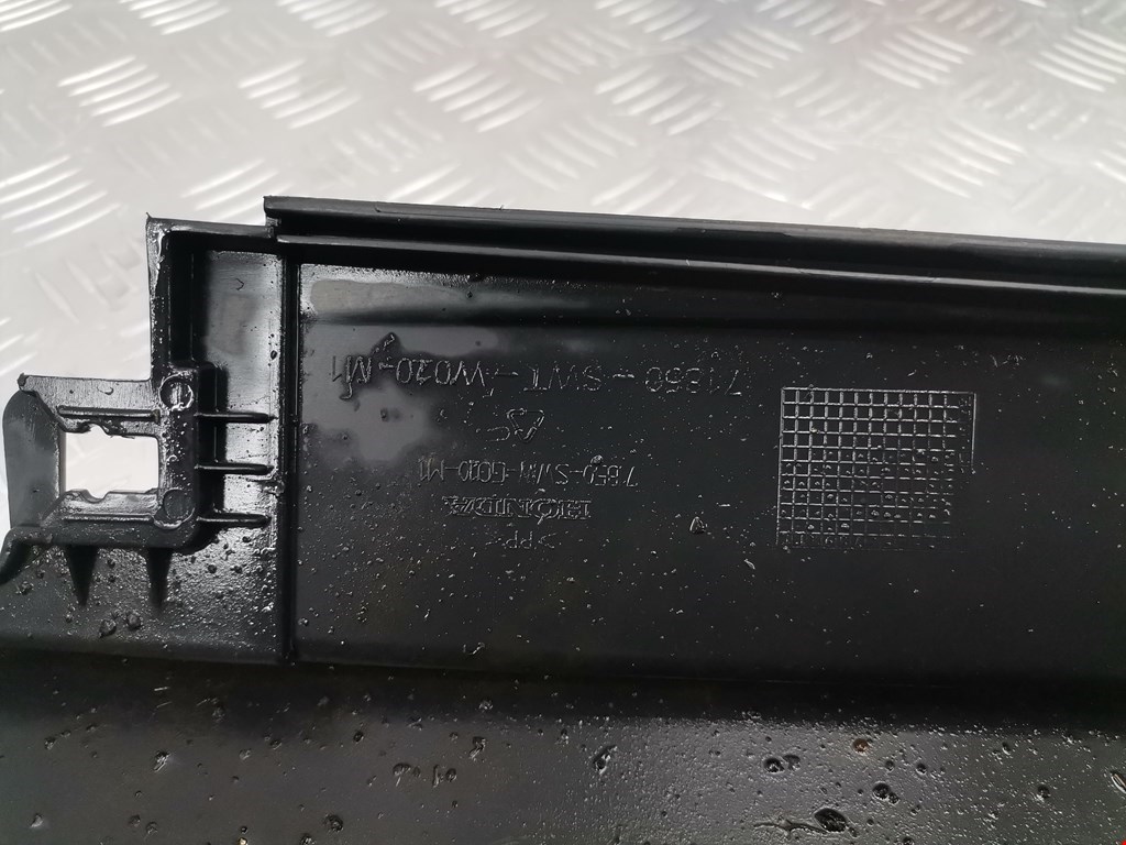 Б/У Накладка декоративная на порог левая. Состояние - Хорошее, HONDA, Номер: 71800SWWG01