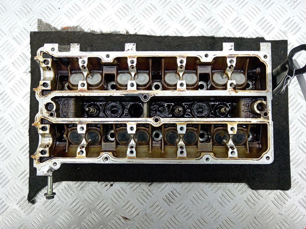 Б/У Головка блока цилиндров (ГБЦ). Состояние - Хорошее, FORD, Номер: 1N1G6090C2B