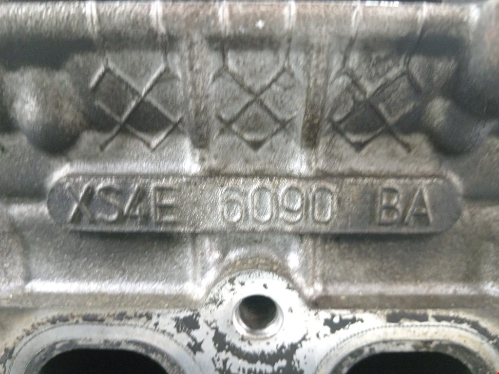 Б/У Головка блока цилиндров (ГБЦ). Состояние - Хорошее, FORD, Номер: XS4E6090BA