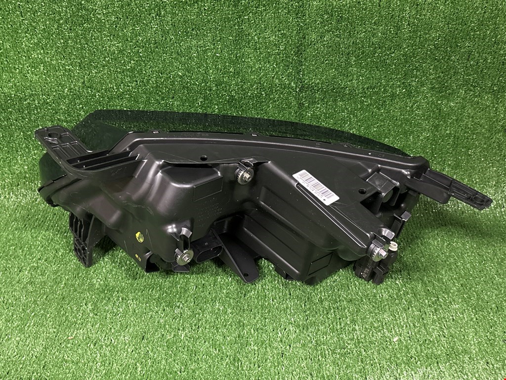 Б/У Фара правая. Состояние - Хорошее, GEELY, Номер: 7051022400