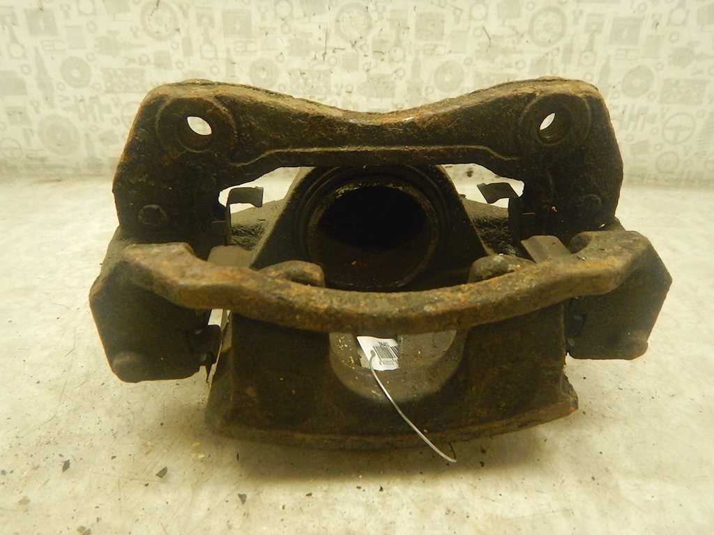 Суппорт передний правый HYUNDAI i30 2007-2012