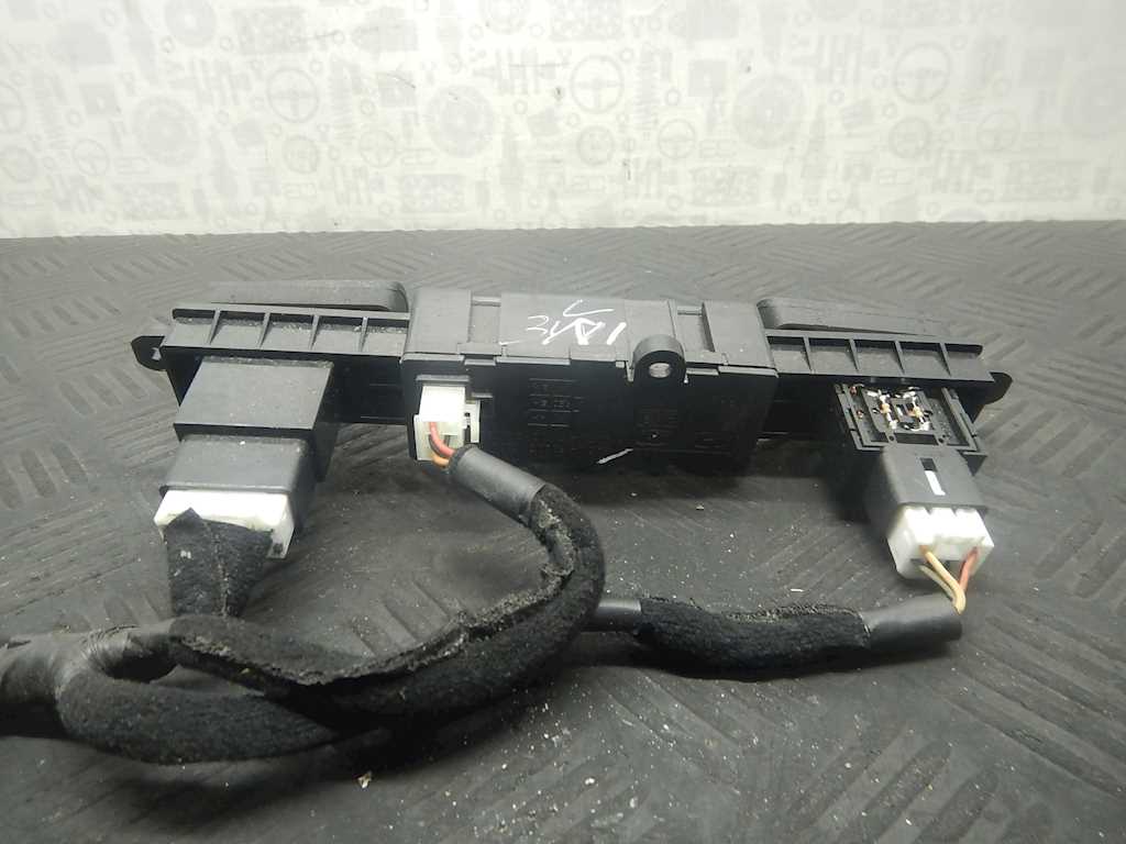 Часы KIA Sportage II 2004-2010