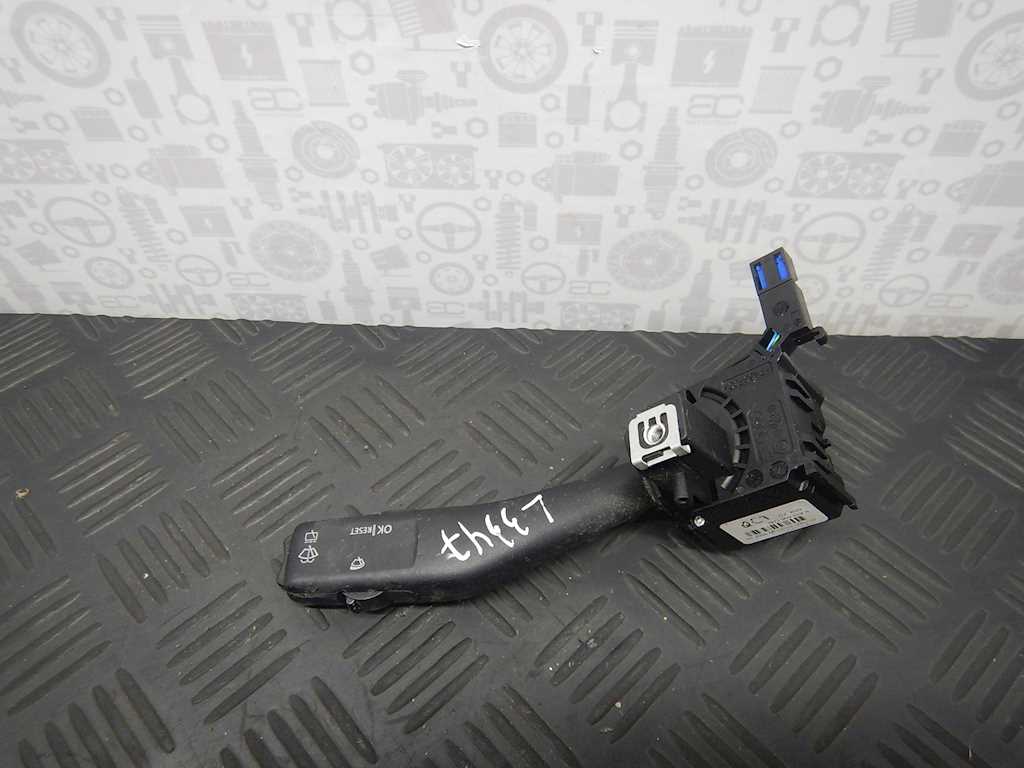 Переключатель стеклоочистителя VOLKSWAGEN Touran 2003-2010