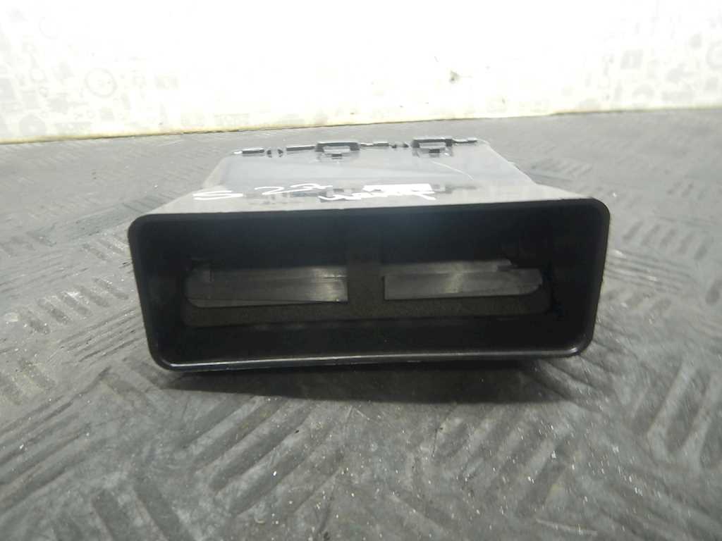 Дефлектор воздушный CHRYSLER Pacifica 2003-2008