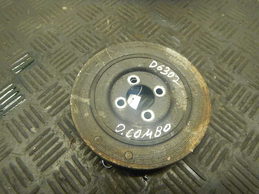 Шестерня коленвала (шкив) OPEL Combo C 2001-2011