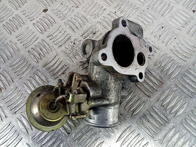 Заслонка дроссельная электрическая TOYOTA Yaris 1999-2005