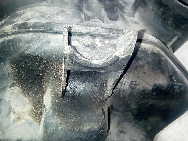 Корпус воздушного фильтра NISSAN Micra K11 1992-2002