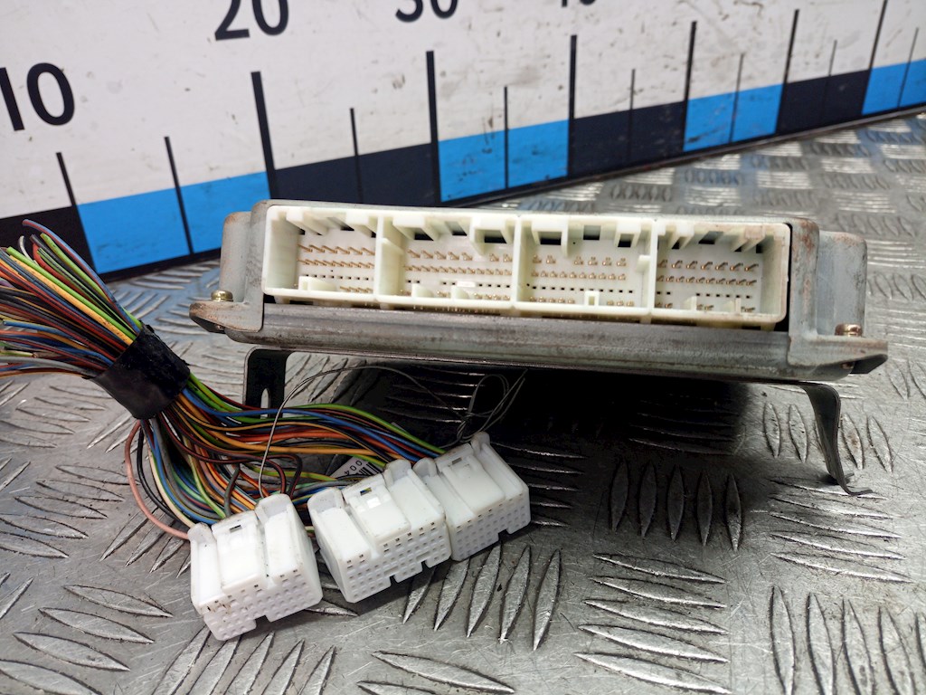 Блок управления двигателя (ЭБУ) SUZUKI Wagon R 1998-2003