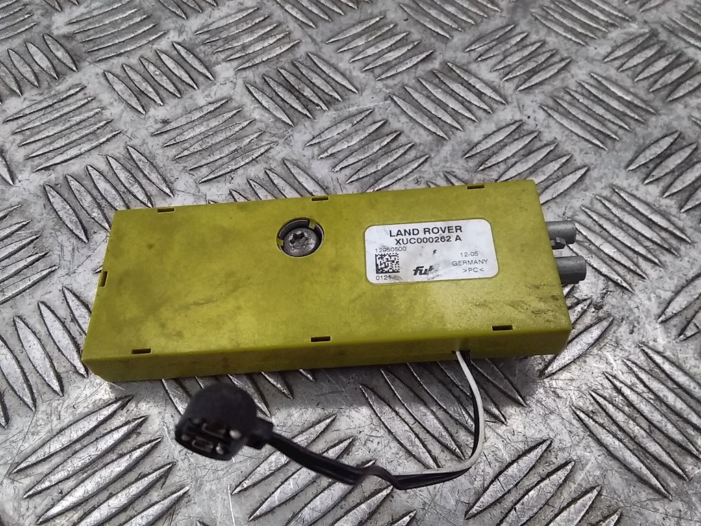 Усилитель антенны LAND ROVER Discovery III 2005-2009