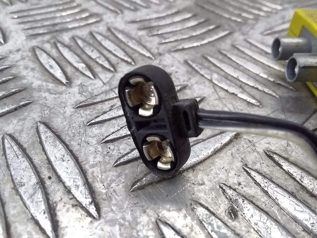 Усилитель антенны LAND ROVER Discovery III 2005-2009