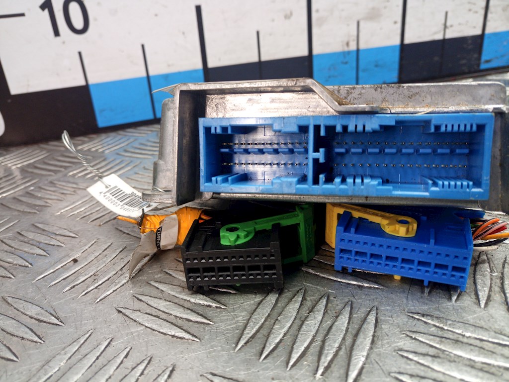 Блок управления AIR BAG HYUNDAI i30 2007-2012