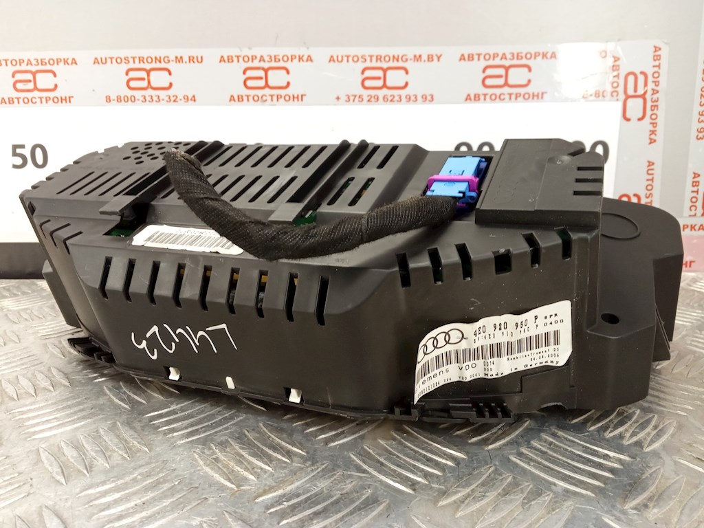 Панель приборов (щиток) AUDI A8 D3 2003-2010