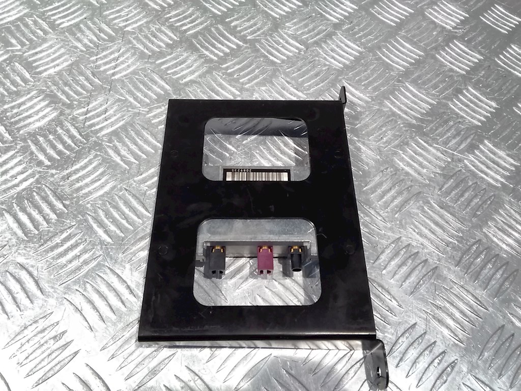 Усилитель антенны BMW X5 E53 1999-2006