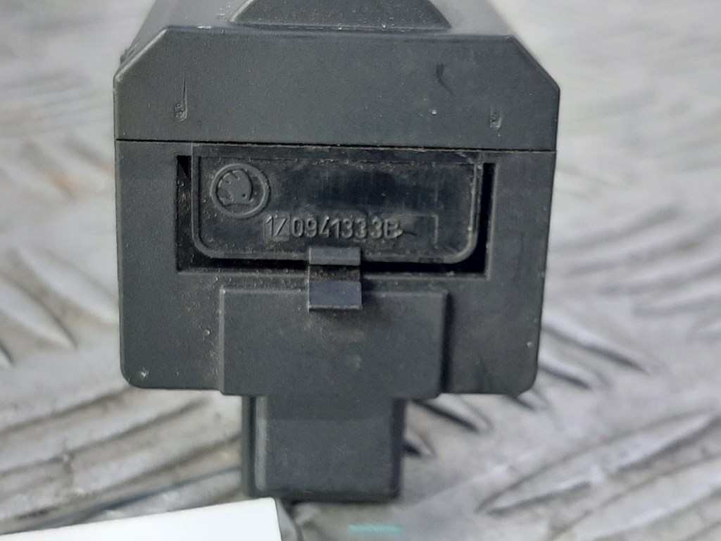 Кнопка корректора фар SKODA Octavia A5 1Z- 2004-2013