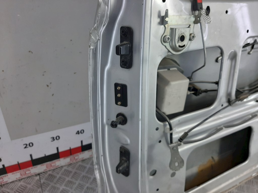 Дверь раздвижная правая OPEL Combo C 2001-2011