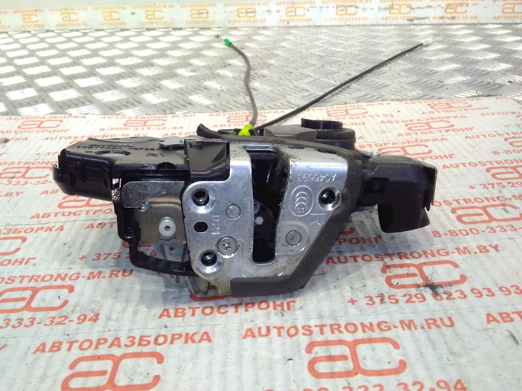 Замок двери передней правой TOYOTA Avensis 2003-2008