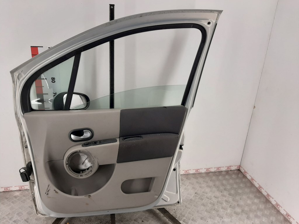Дверь передняя правая RENAULT Modus 2004-2012