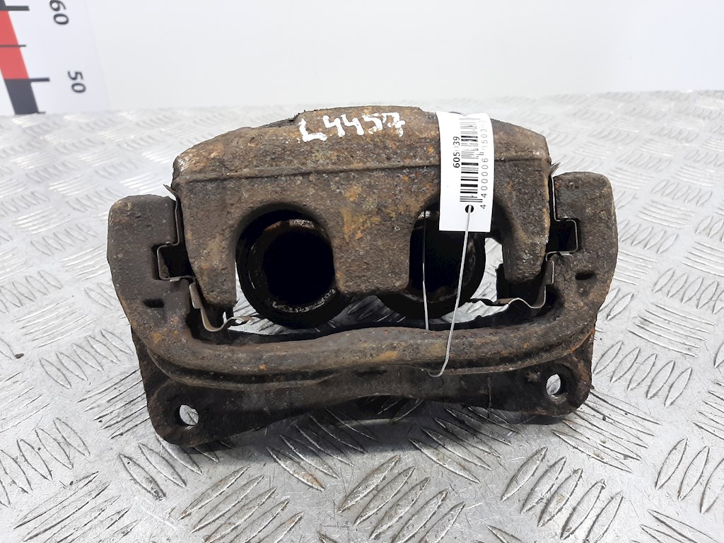 Суппорт передний левый SUBARU Legacy 2009-2014