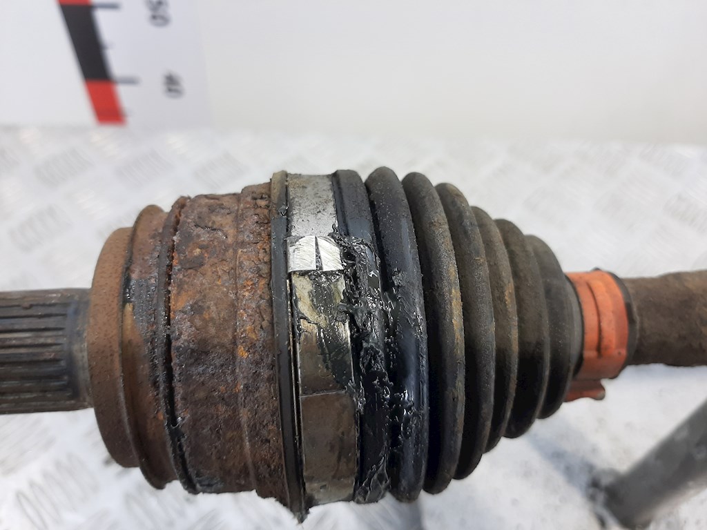 Полуось (привод, приводной вал) задняя левая TOYOTA RAV 4 XA30 2006-2012