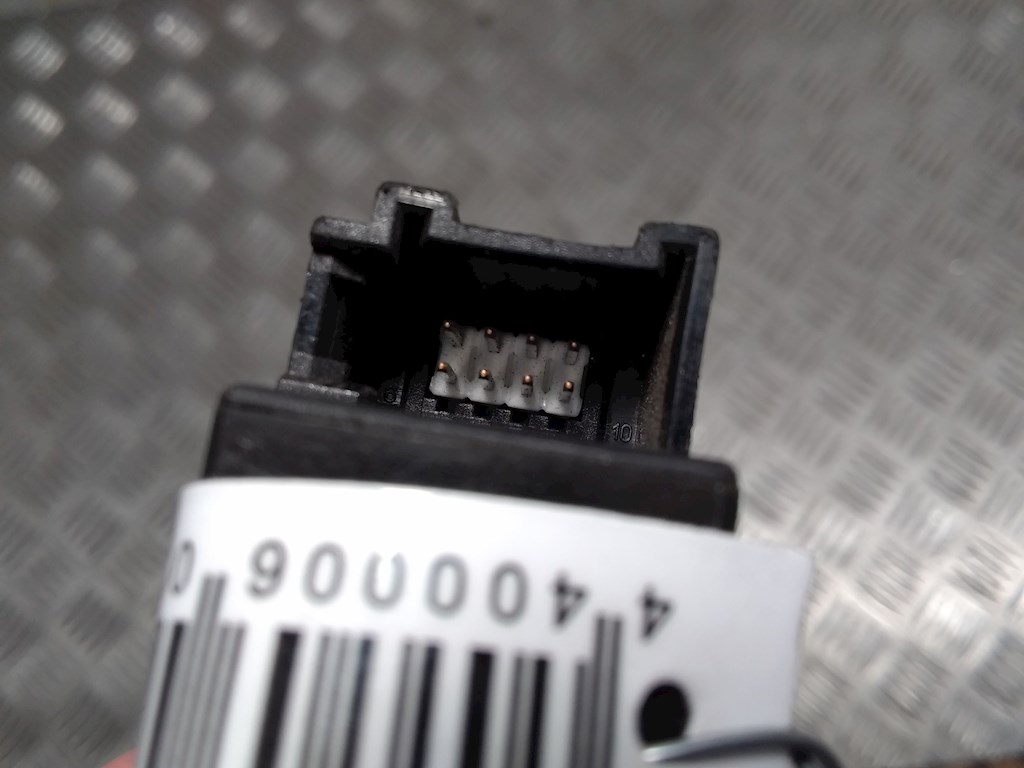 Кнопка стеклоподъемника AUDI A3 8L 1996-2003