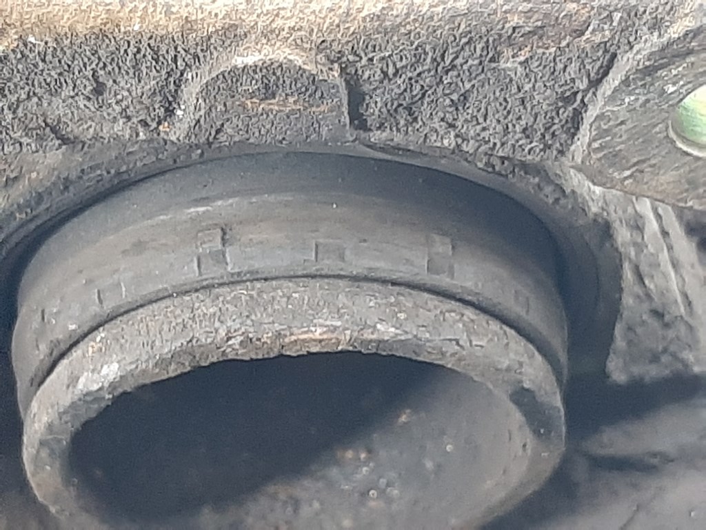 Суппорт передний левый CITROEN Xsara 1997-2000