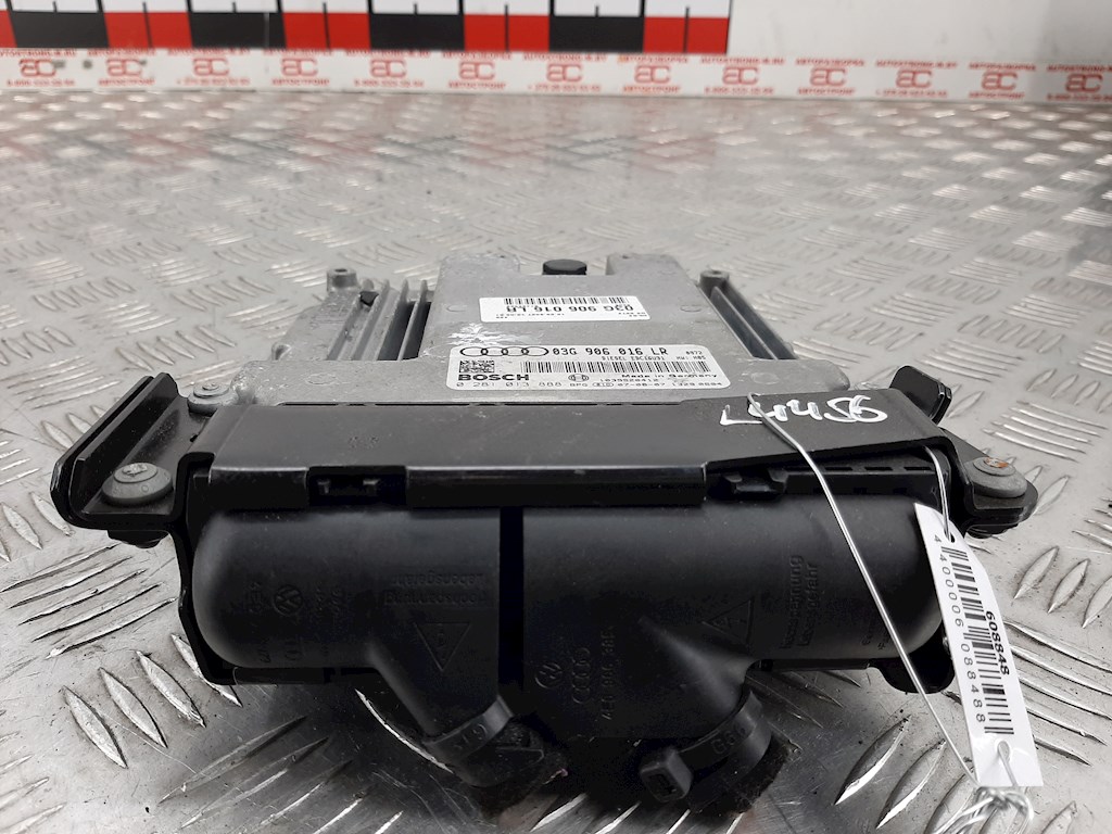 Блок управления двигателя (ЭБУ) AUDI A4 B7 2004-2007