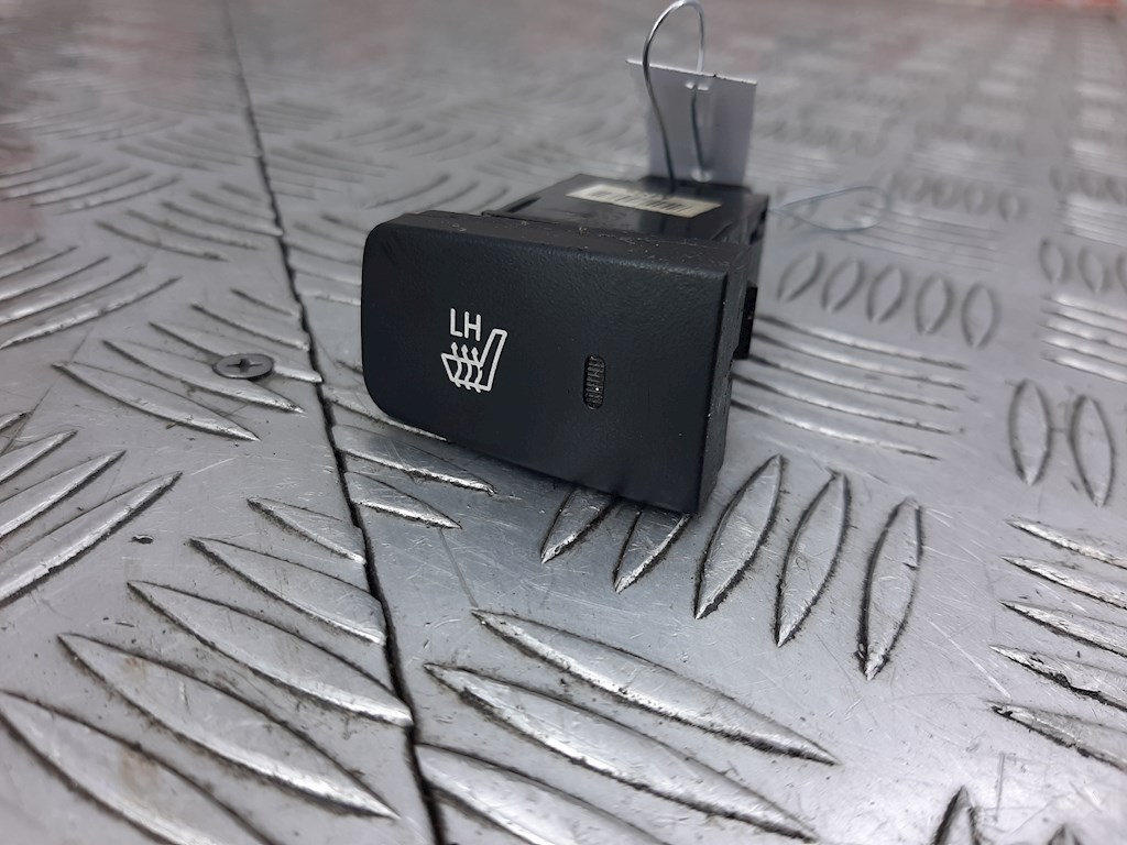 Кнопка подогрева (обогрева) сидений Hyundai Tucson 1 (2004-2010)