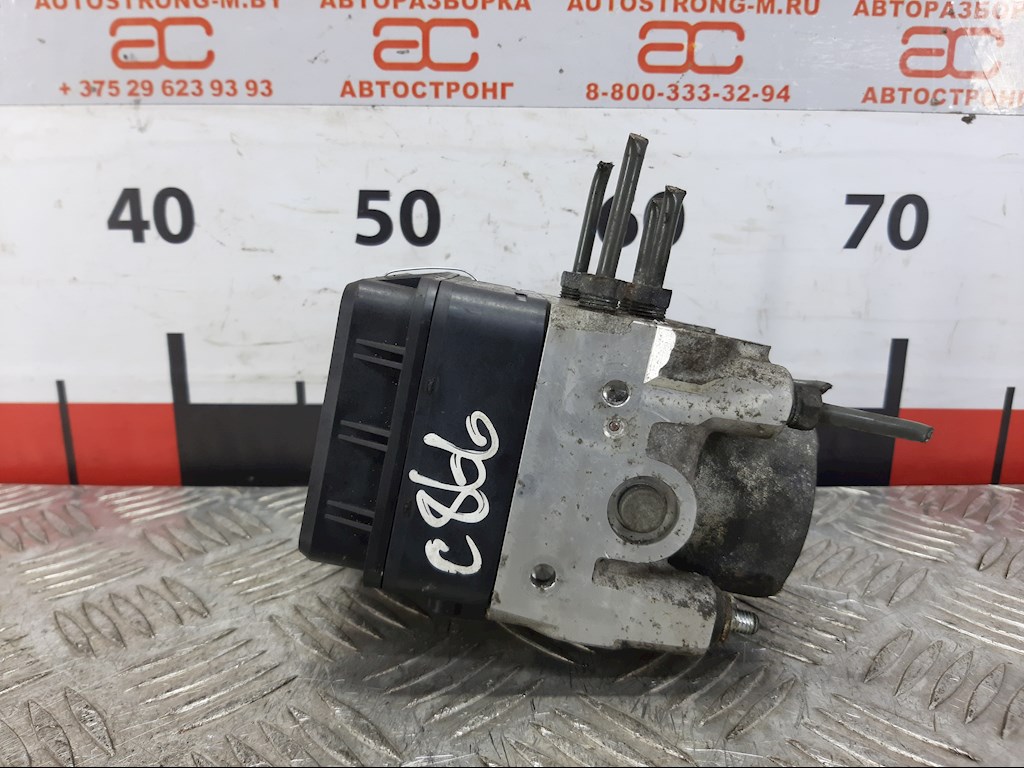Блок ABS (насос) TOYOTA RAV 4 XA30 2006-2012