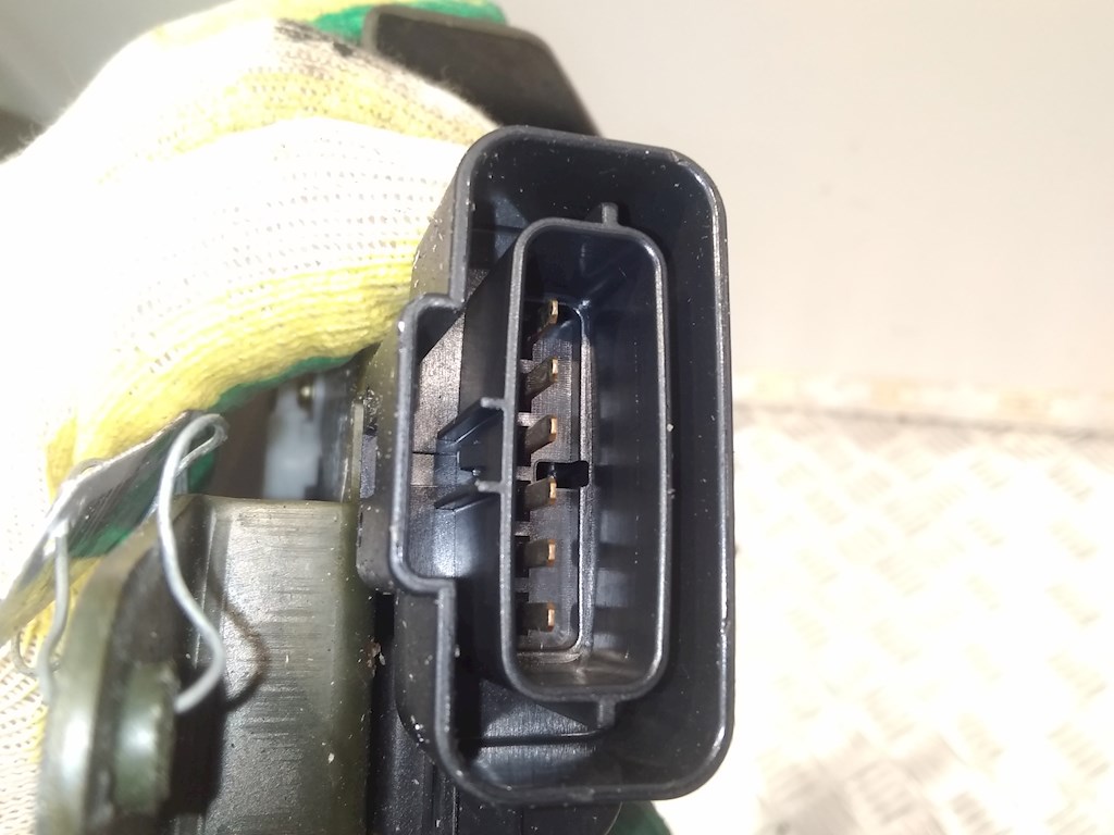 Замок двери передней правой SUZUKI Liana 2001-2008