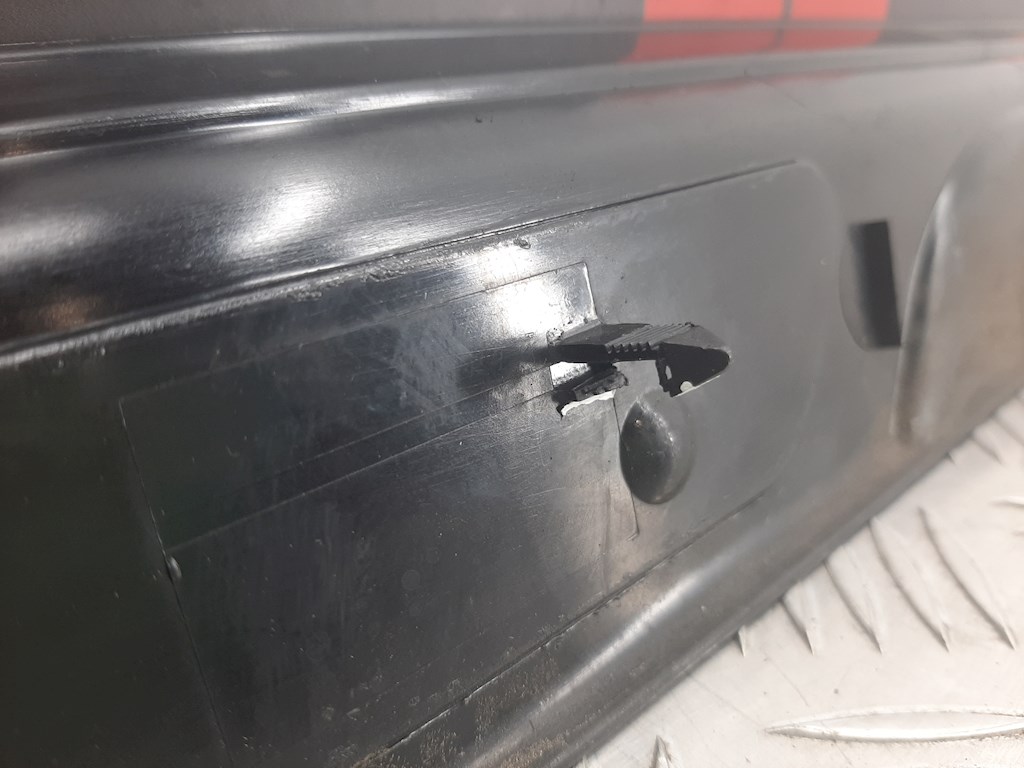 Накладка порога (внутренняя) BMW 3er E46 1998-2006