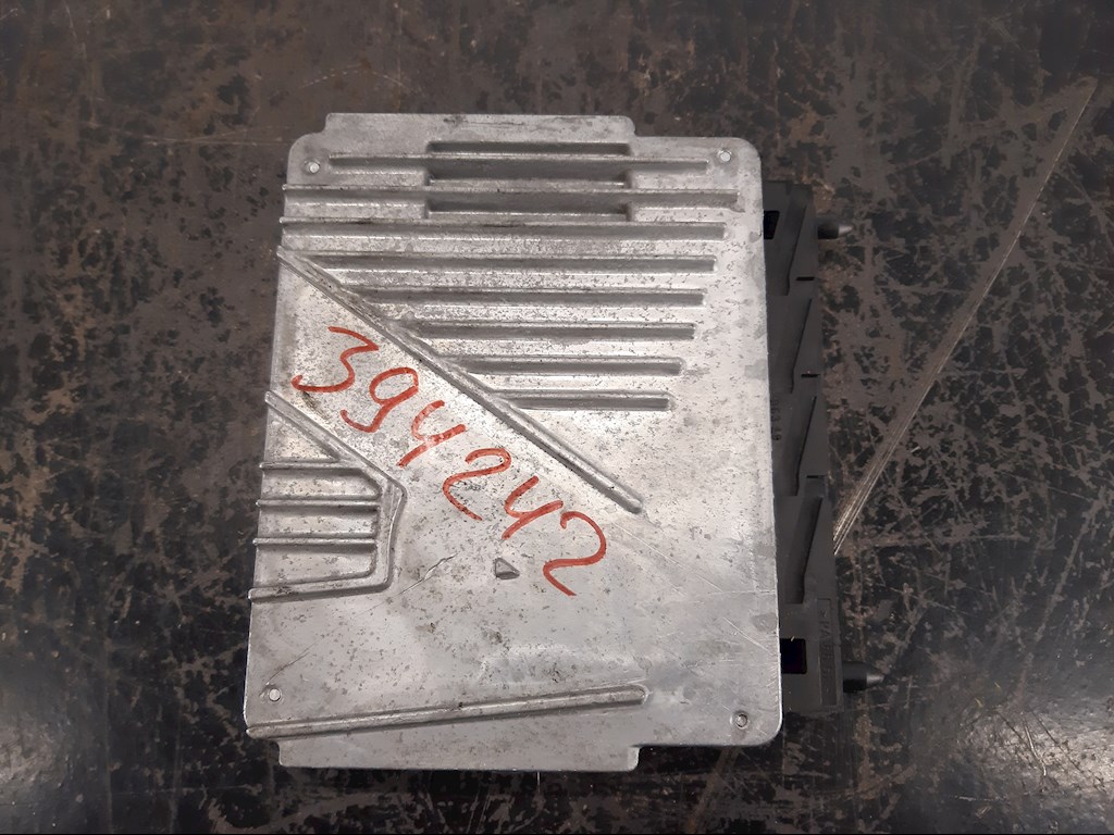 Блок управления двигателя (ЭБУ) VOLVO V70 II 2000-2007