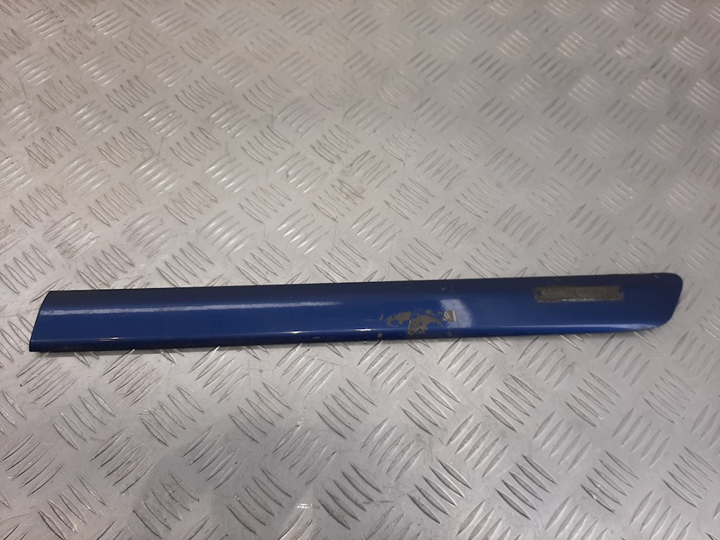 Накладка (молдинг) крыла заднего левого Audi A4 B6 (2000-2006)