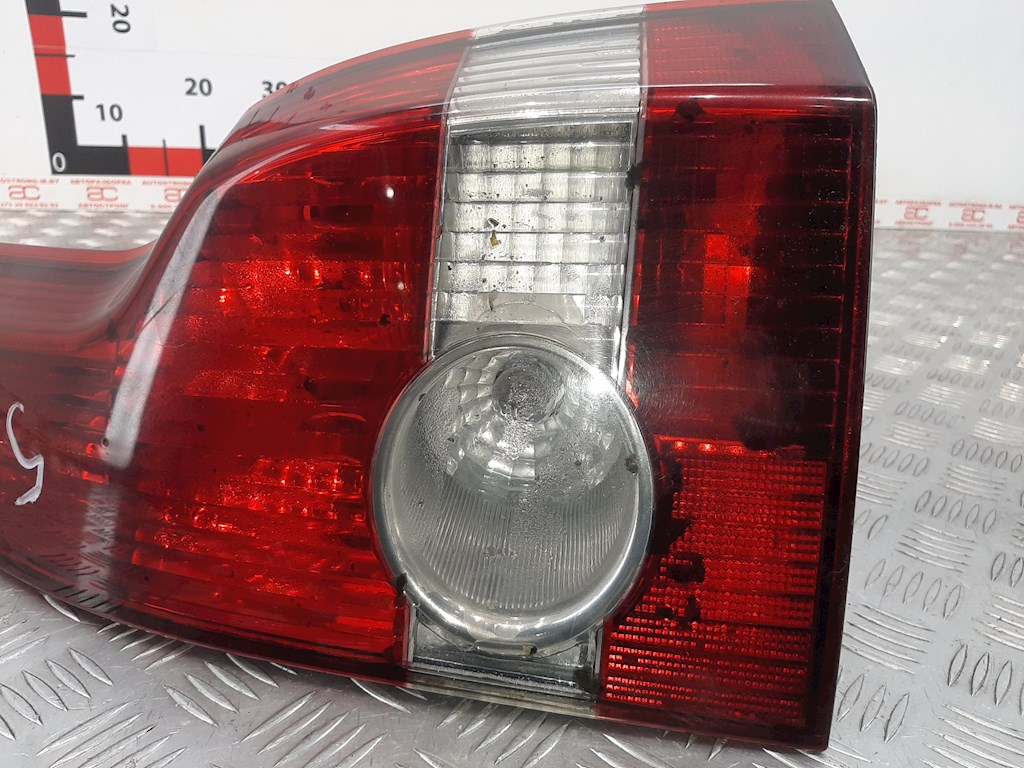 Фонарь задний правый VOLVO V50 I 2004-2012