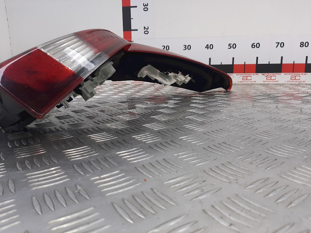 Фонарь задний правый VOLVO V50 I 2004-2012