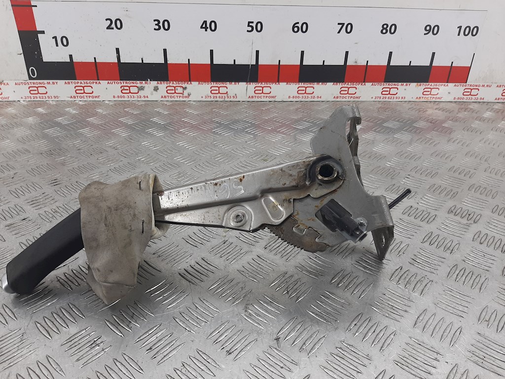 Рычаг стояночного тормоза (ручник) VOLVO V50 I 2004-2012