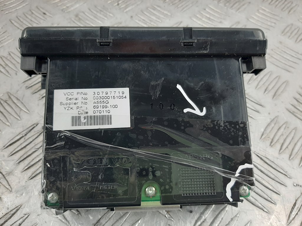 Дисплей информационный (компьютера) VOLVO V50 I 2004-2012