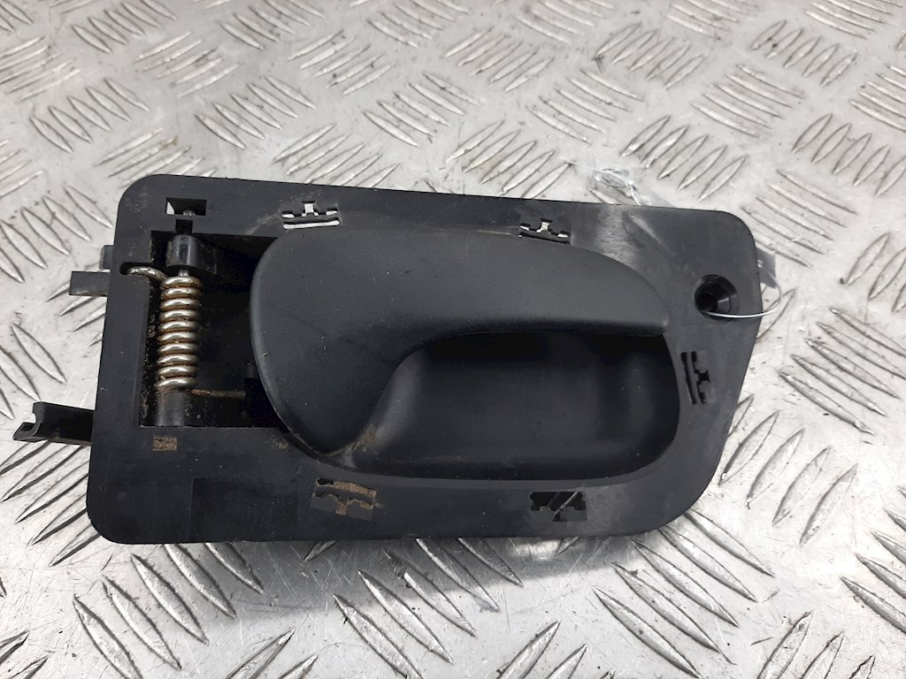 Ручка дверная передняя внутренняя правая RENAULT Laguna 1993-2000