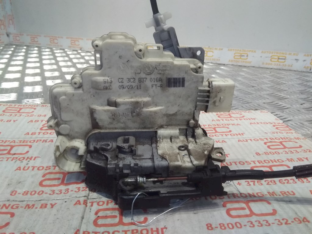 Замок двери передней правой VOLKSWAGEN Passat B7 2011-2015