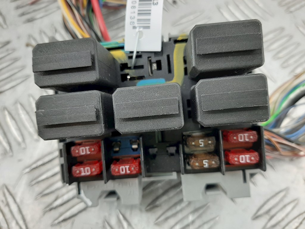 Блок реле OPEL Corsa C 2000-2006