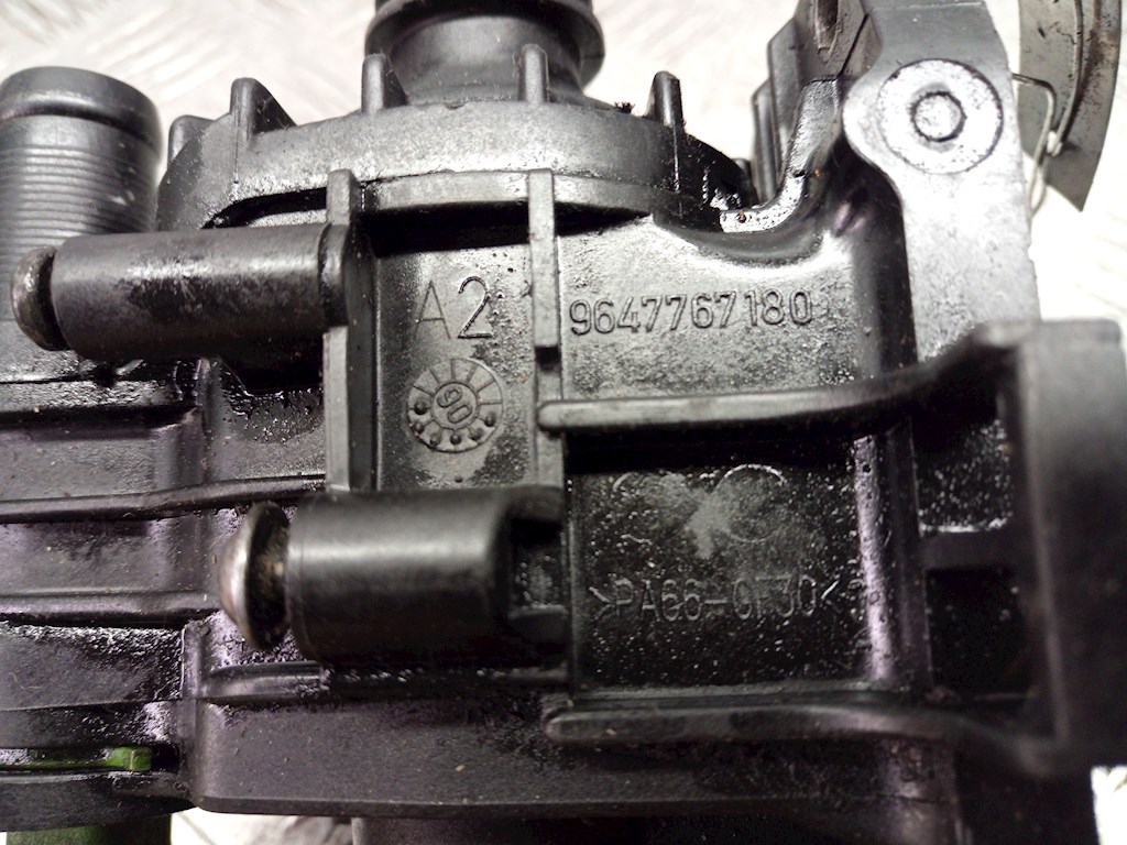 Корпус термостата CITROEN C4 Picasso 2006-2013