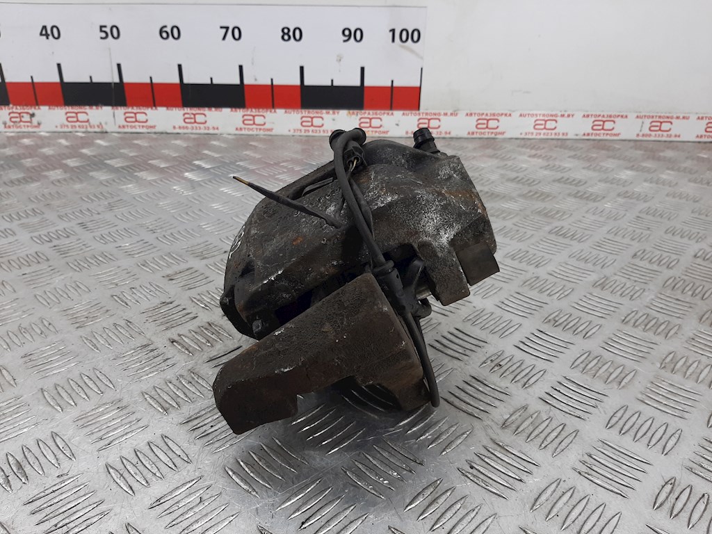 Суппорт передний левый BMW X5 E70 2007-2013