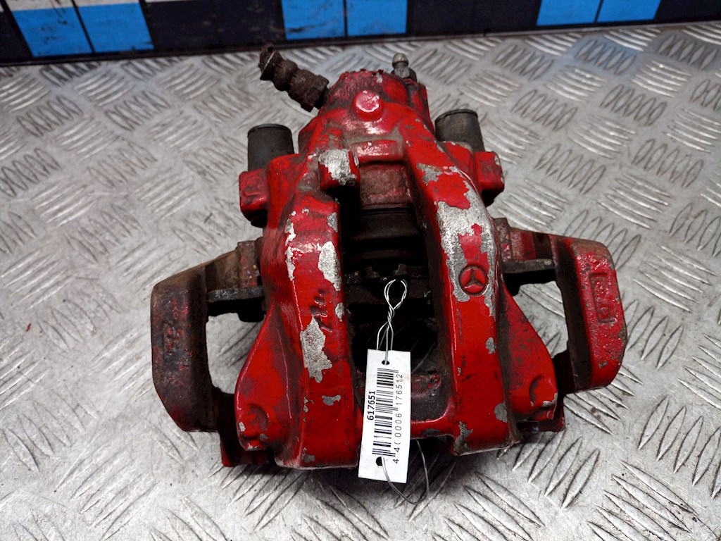 Суппорт задний правый MERCEDES-BENZ CLS-Class C219 2004-2010