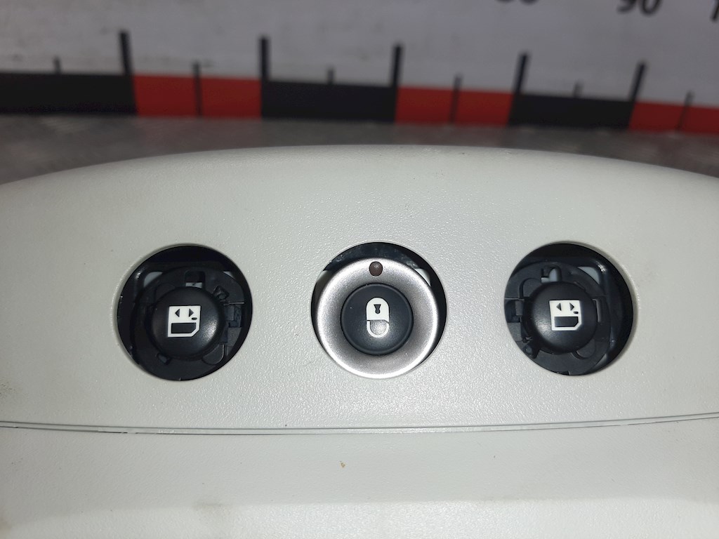 Плафон салонный (салона фонарь) PEUGEOT 807 2002-2014