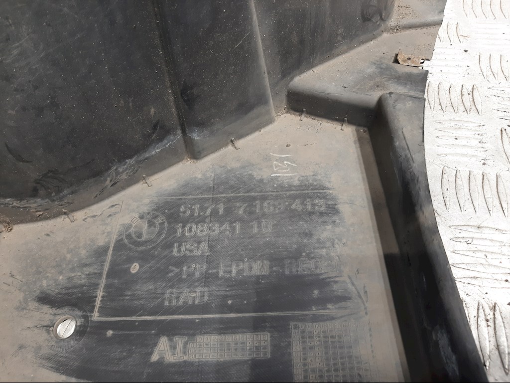 Локер (подкрылок) передний левый BMW X5 E70 2007-2013